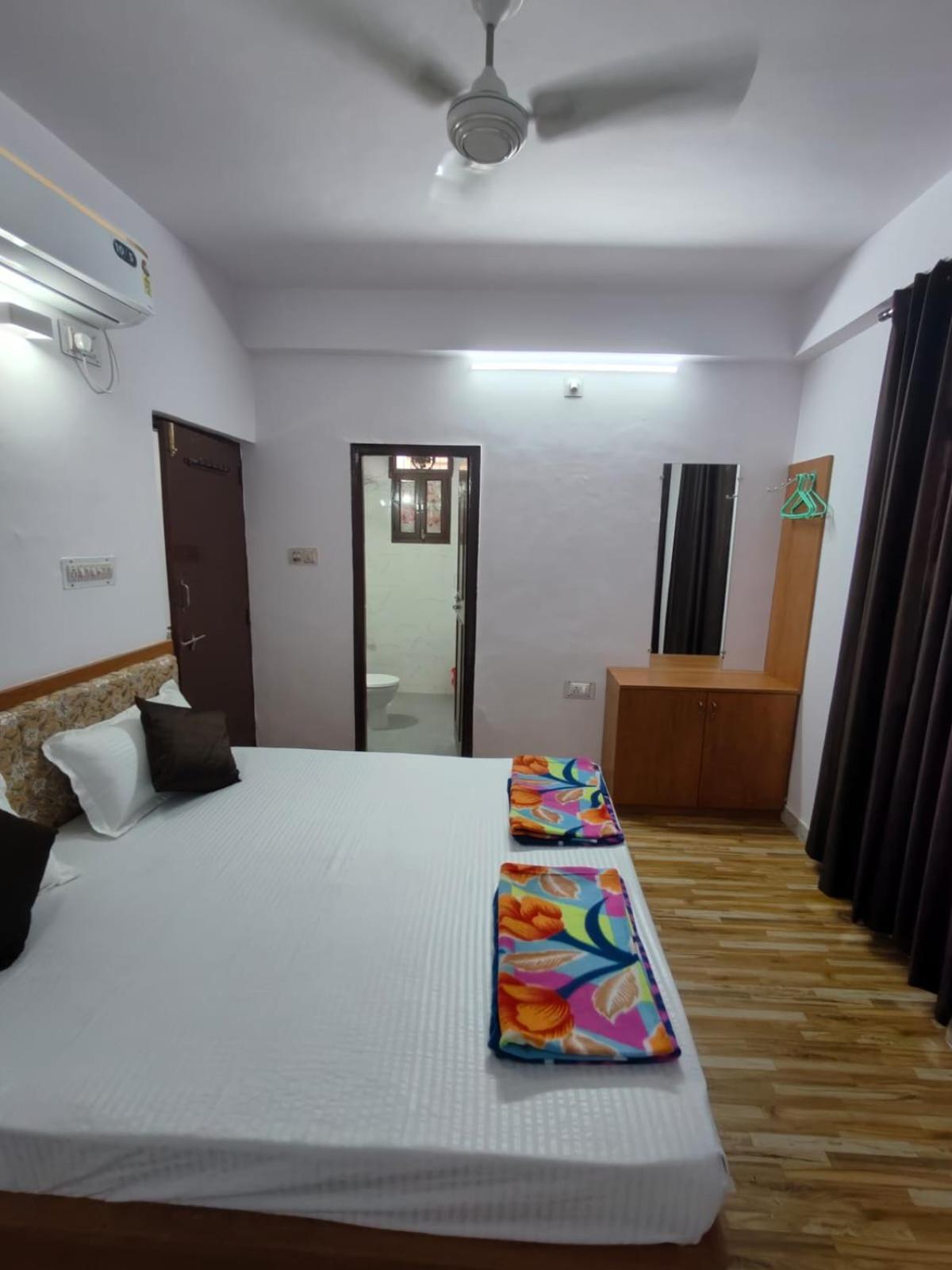Rk Homestay Udaipur Ngoại thất bức ảnh